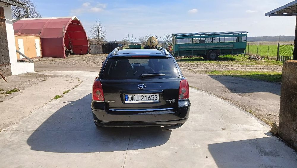 Toyota Avensis 2.2 D-cat  polift 2008r