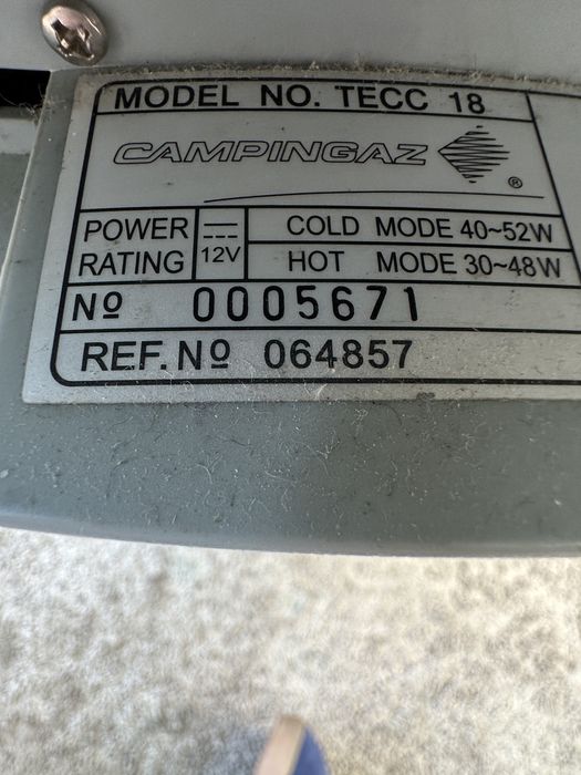 Geleira Termoelétrica C/ Aquecimento Campingaz TECC 18L 12V/220V