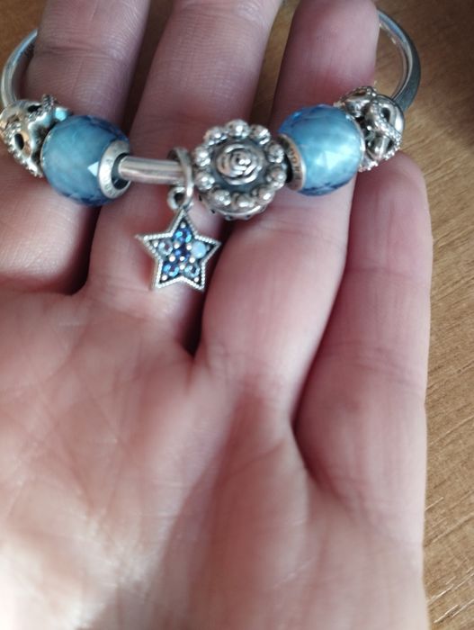 Bransoletka Pandora open bangle zestaw z charmsami
