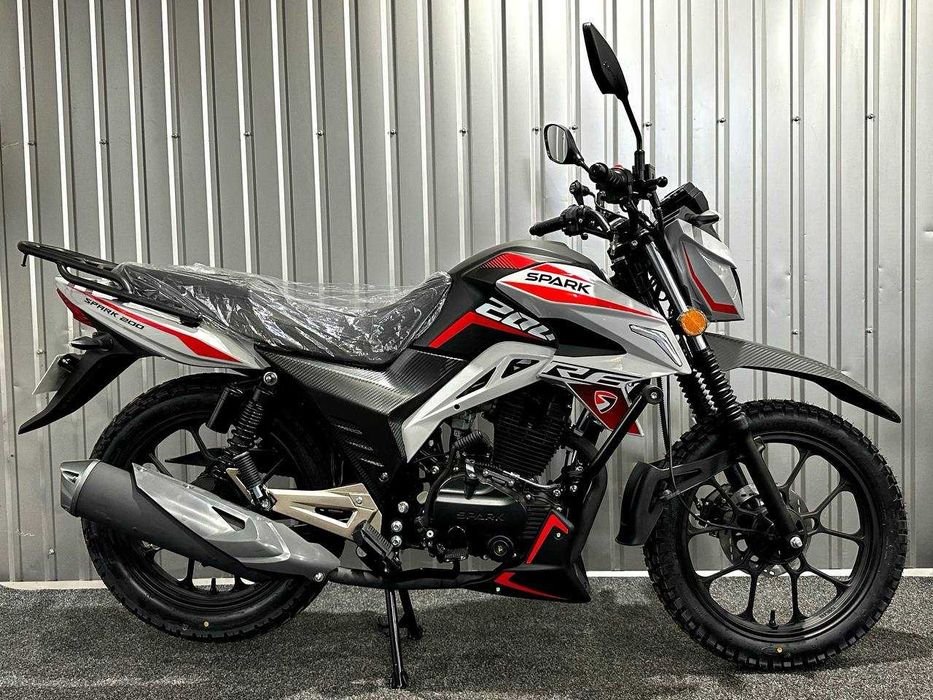 Новий мотоцикл Spark SP200R-26T