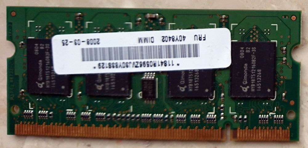 Pamięć RAM 512MB DDR2; PC2 5300; 667MHz SO DIMM 200-pi