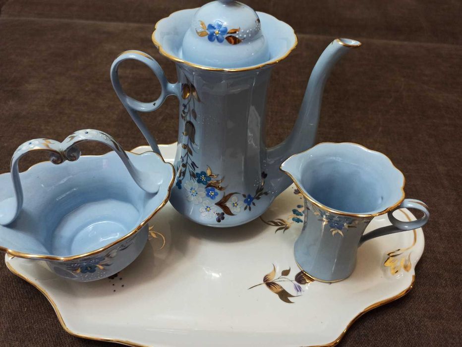 Ексклюзивний кавовий сервіз з тонкого блакитного фарфору з позолотою