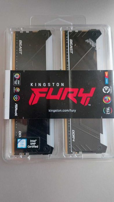 Оперативная память,2 по 8 ГБ новая