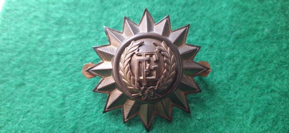 Guarda fiscal insignia chapeu