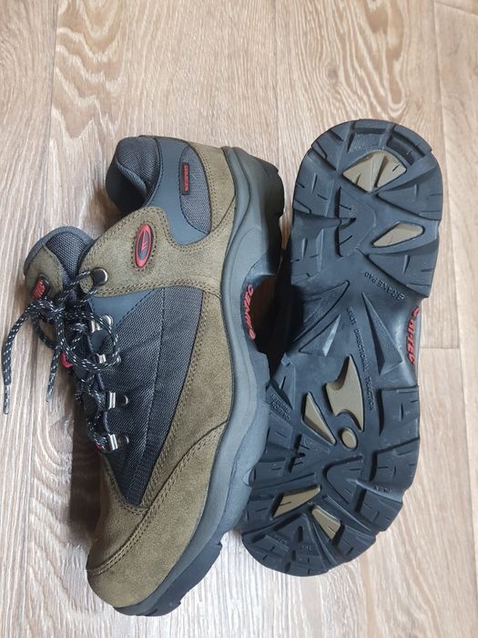 HI-Tec мужские кроссовки р.46