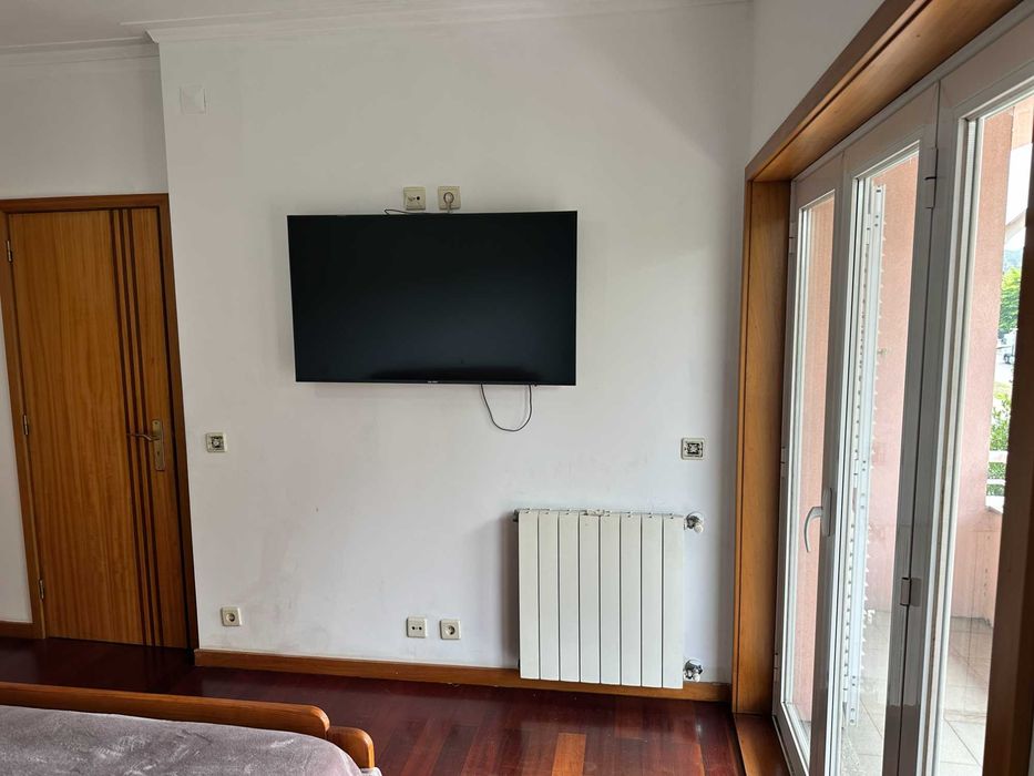 Quarto Mobilado com Varanda em Avintes – Vila Nova de Gaia