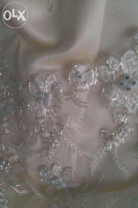 Весільна сукня ,колір шампвнь