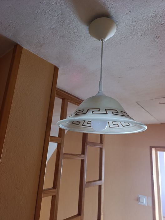 Lampy wiszące i kinkiety w bardzo dobrym staniem sta