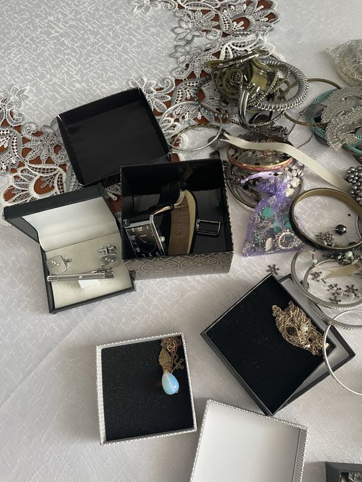 Біжутерія запинки годинники