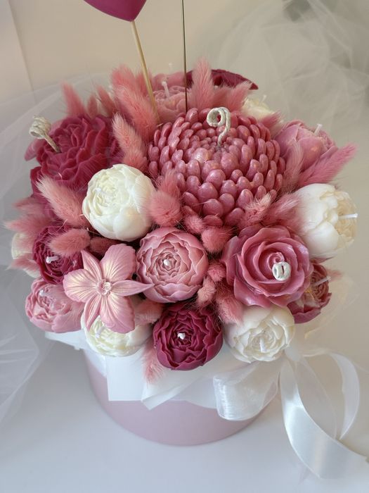 Букет із свічок ручної роботи | Подарунок на 8 березня | Соєві свічки