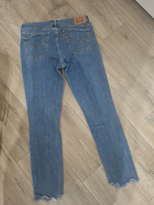 Spodnie jeans . Stan dobry