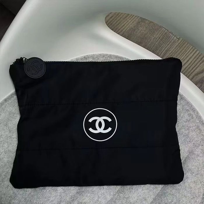 Косметичка від оригінального бренду Chane!