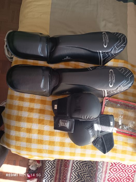Conjunto de artes marciais e boxe