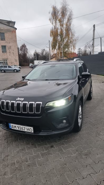 Jeep cherokee 2018 р.