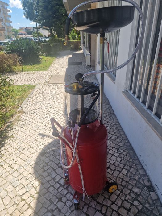 Máquina de tirar óleo nova