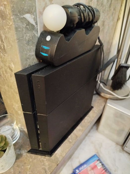 PlayStation 4 mais comandos e jogos