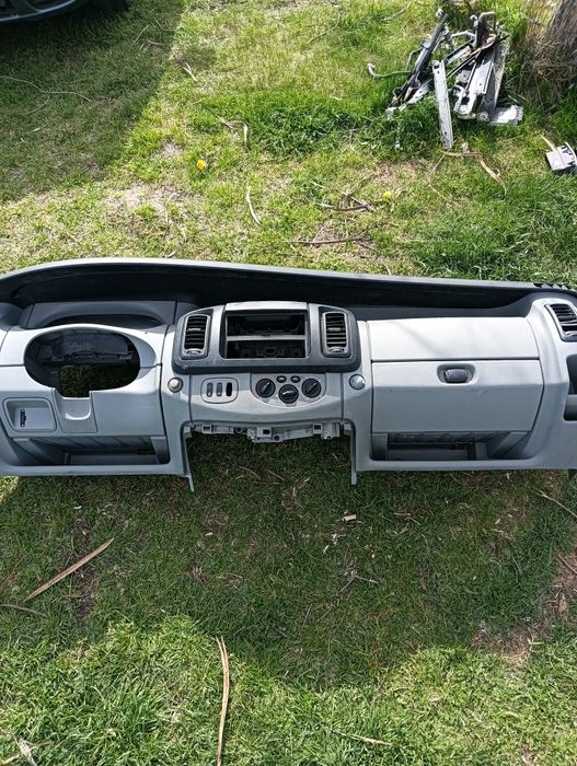 Konsola Trafic Vivaro Primastar cała kompletna