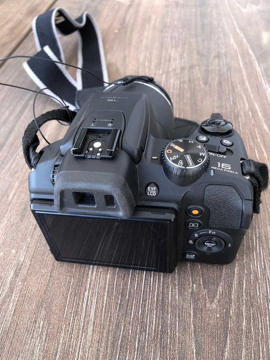 Maquina fotografica Fujifilm Finepix SL1000