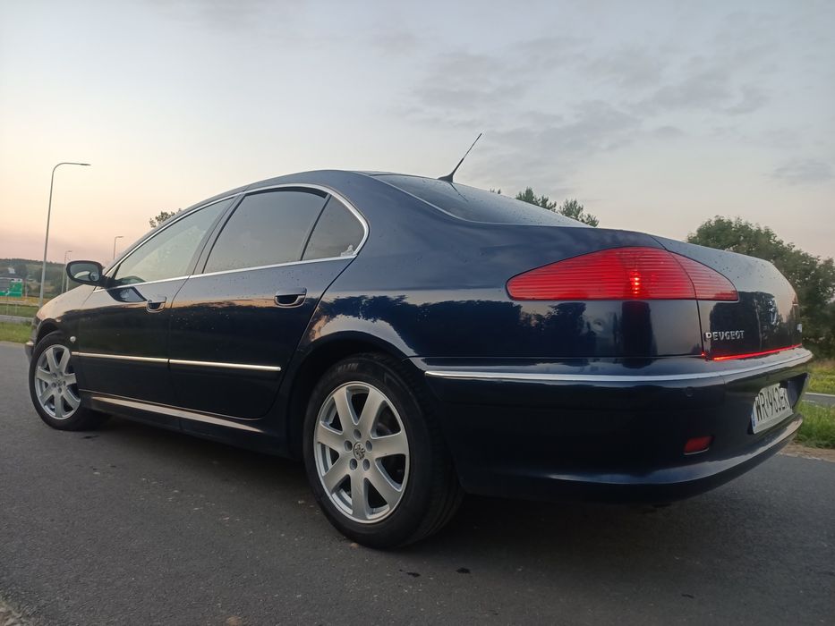 Peugeot 607