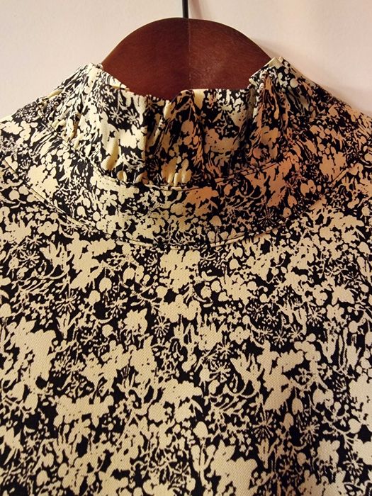 Sukienka & Other Stories