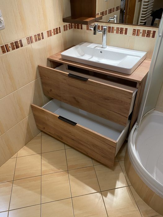 Meble na wymiar/kuchnie/szafy/zabudowy