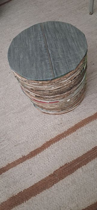 Puff recycling cardboard disc