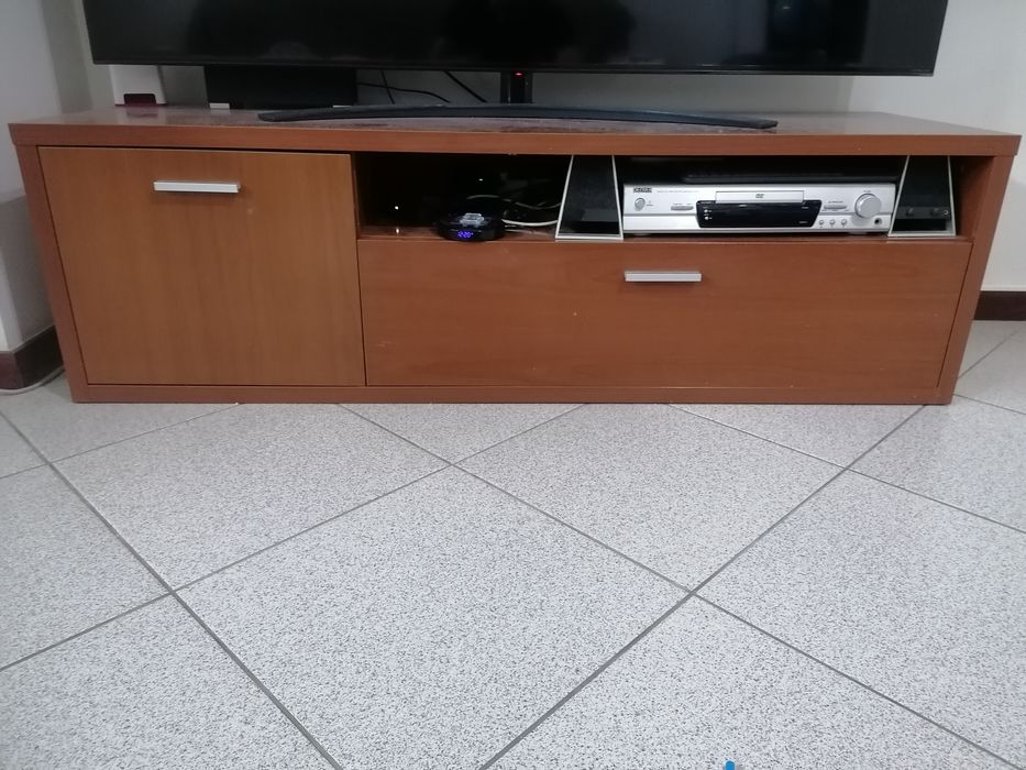 Aparador de sala para TV