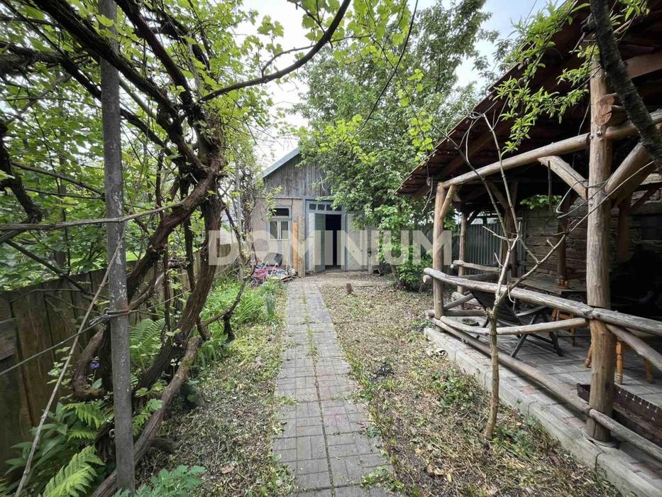 Продається будинок у м. Тячів