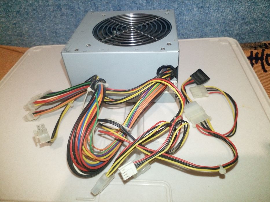 Рабочий! Блок питания к компьютеру
