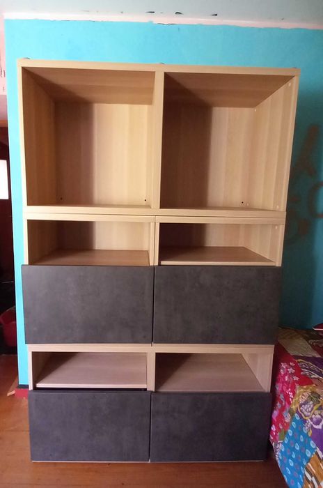 Módulos IKEA com gavetas
