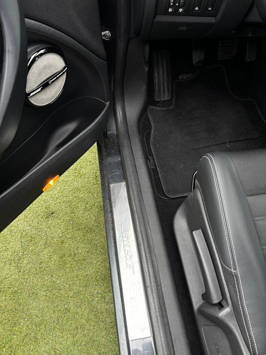 Renault Mégane 3 coupé Bose Edition 1.5 dci 110cv gasóleo (2014)