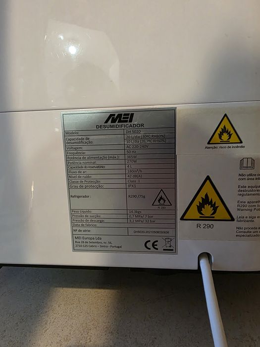 Desumidificador MEI DH 5020 com compressor avariado