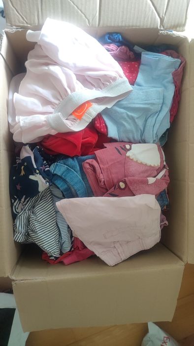 Duży karton ubranek dla dziewczynki 74-104