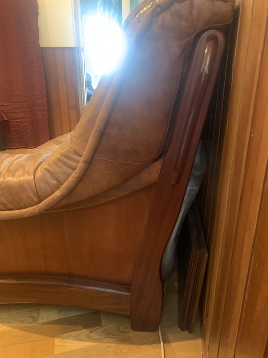 Sofa 3 lugares em pele genuina