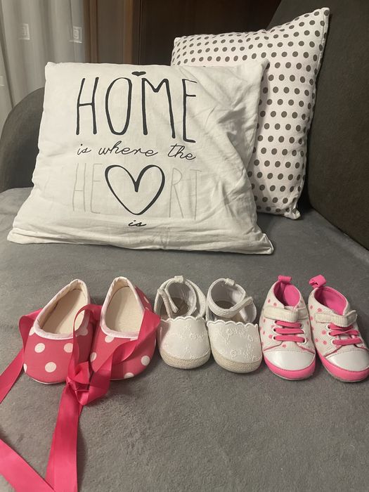 Продам взуття на дівчинку