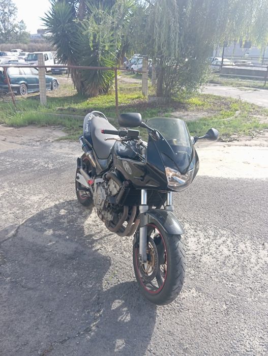 Honda hornet 600S 2001 impecável
