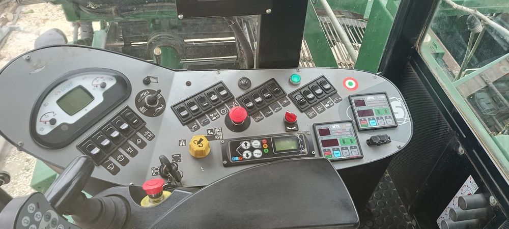 Kombajn do pomidorów SANDEI TH 400