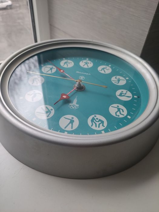 Настенные часы СССР