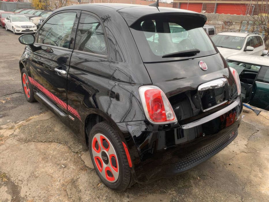 Fiat 500e      2017