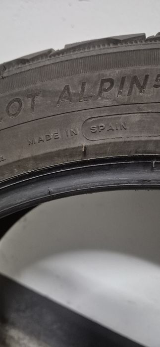 Zimowe opony MICHELIN PILOT Alpin 5 5