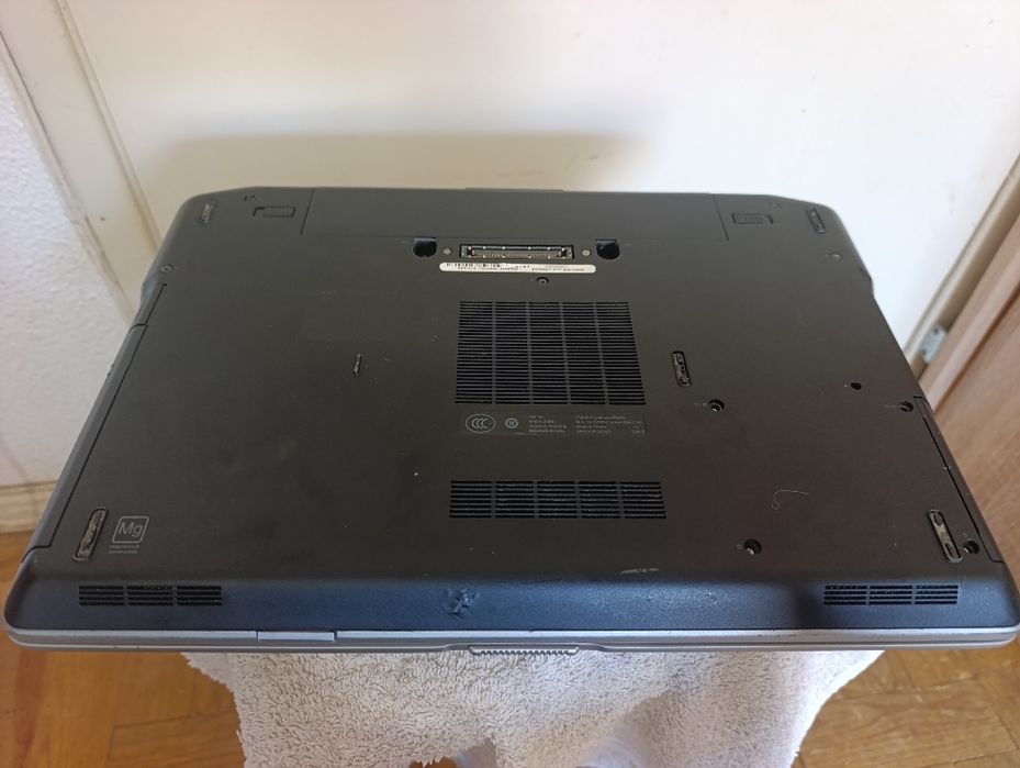Dell Latitude E6420 (i5-2520M - 8GB RAM - 128GB SSD - NVIDIA NVS 4200M)