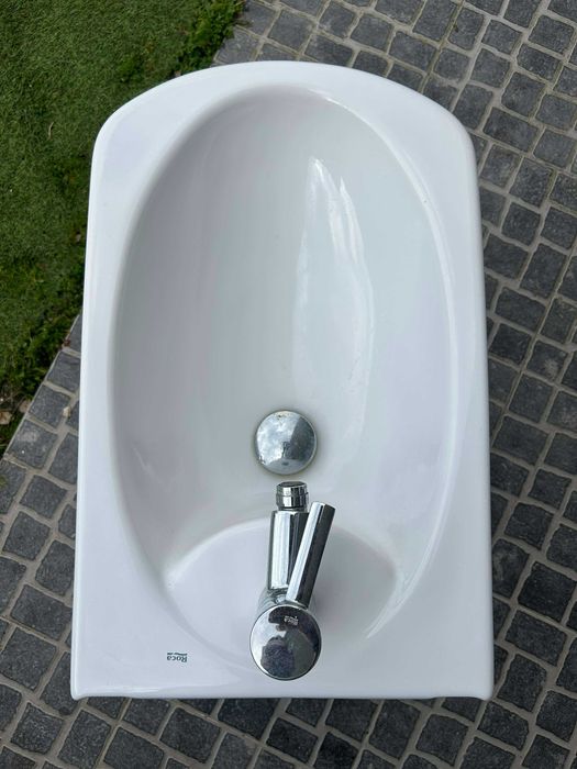 Bidé com torneira Roca