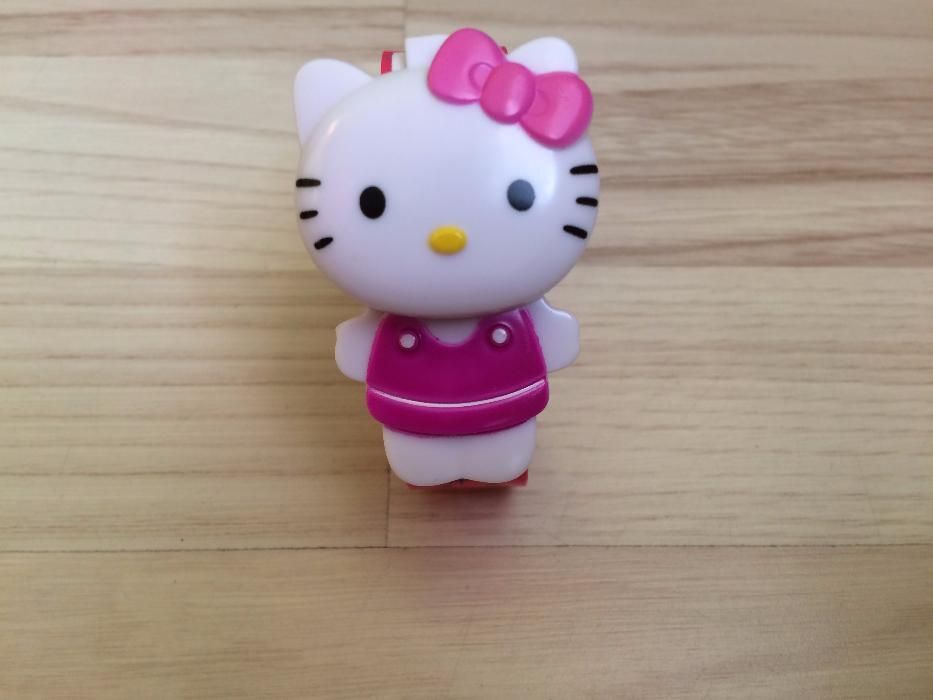 Figurki Jej Wysokość Zosia i dodatki + zegarek Hello Kitty
