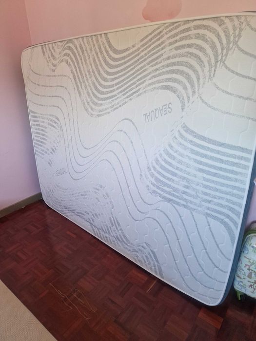 Móveis de sala e quarto