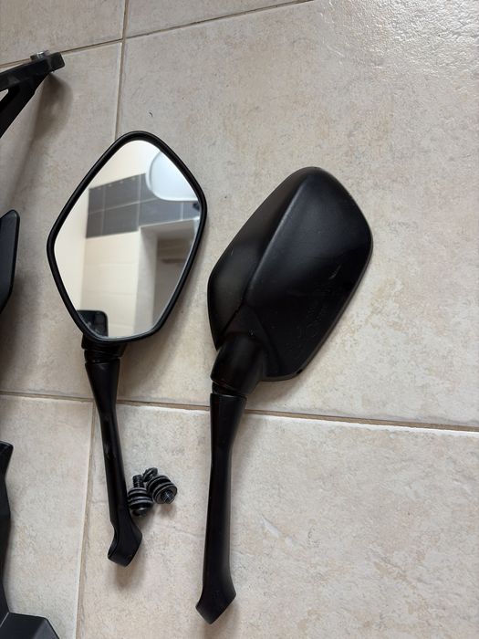 Suporte de Matricula e Retrovisor Original CBR 650R