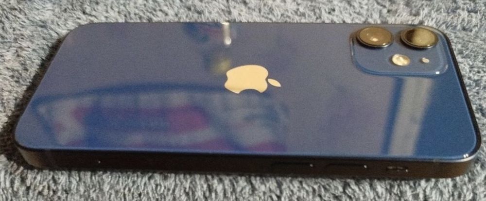 Продам Apple 12 мини
