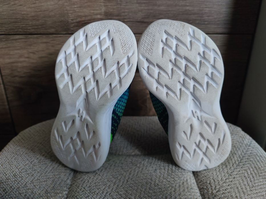 Детские кроссовки Skechers 23 размер