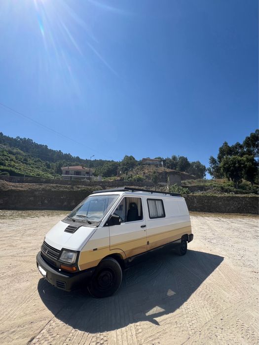 Campervan - Renault Trafic 2.5 -
