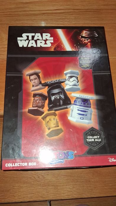 Caixa do star wars . ,muitas das  figurasnao sao da star wars