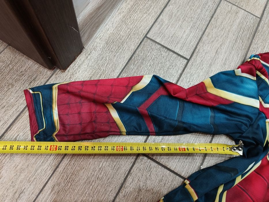 Strój Spiderman-a Spiderman Marvel Avengers roz. 6-8 lat (116-128 cm)